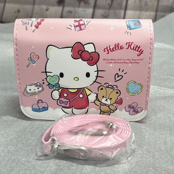 Hello Kitty Handbags - Small Hello Kitty Girls Purse